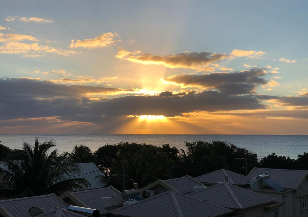 Frangipanier 2 Bedrooms Sea View Penthouse Trou aux Biches Exterior foto